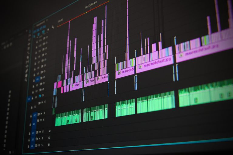 Interface IA montage DaVinci Resolve avec le plugin Claude